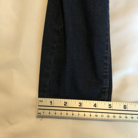 Women’s size 8 signature by Levi Strauss totally slimming pull on skinny jeans - Picture 4 of 12